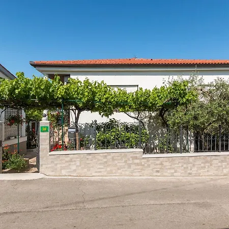 Apartment Vivid Pula