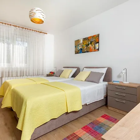 Apartment Vivid *